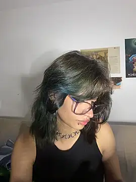 sukulaurens online show from 4, 7, 2026