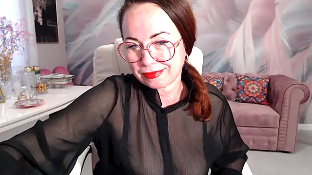 Arisa5000 online show from 1, 10, 2025