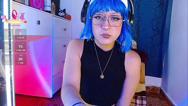 zora blue777 online show from 4, 12, 2025