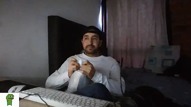Snapshot of coolfriki chatting on 27, 6, 2026 coolfriki online show from 27, 6, 2026