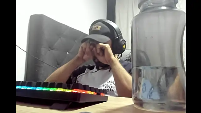 coolfriki online show from 3, 5, 2026