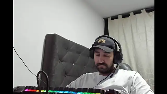 coolfriki online show from 14, 4, 2026