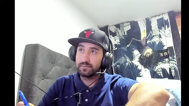 coolfriki online show from 17, 12, 2025