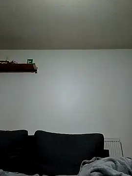 T1T012 online show from 19, 12, 2025