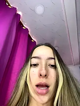 Sophia rouse online show from 11, 10, 2025