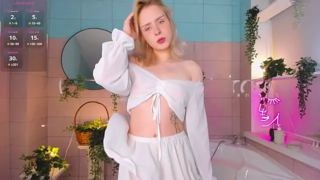 Mol l y online show from 14, 11, 2025