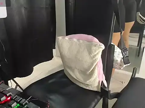 Baby Latin online show from 25, 10, 2025