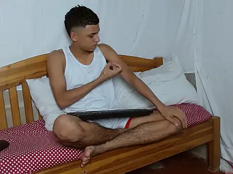 deivy skinny01 online show from 28, 10, 2025