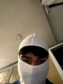 lain213 online show from 24, 10, 2025