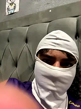 lain213 online show from 12, 11, 2025