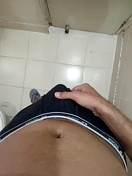 fueyyvvirub online show from 19, 2, 2026