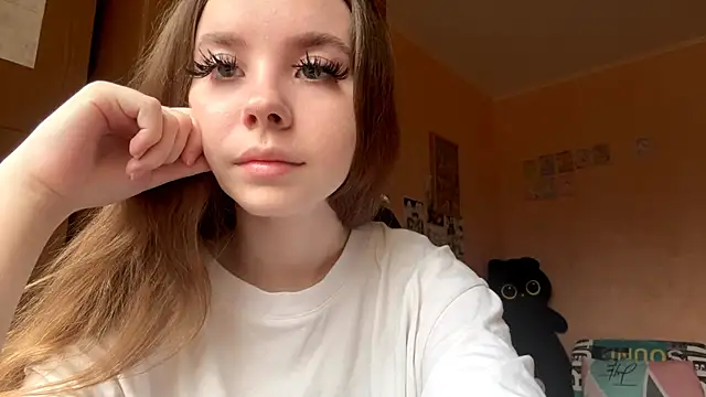 EhtelBiondi online show from 25, 11, 2025