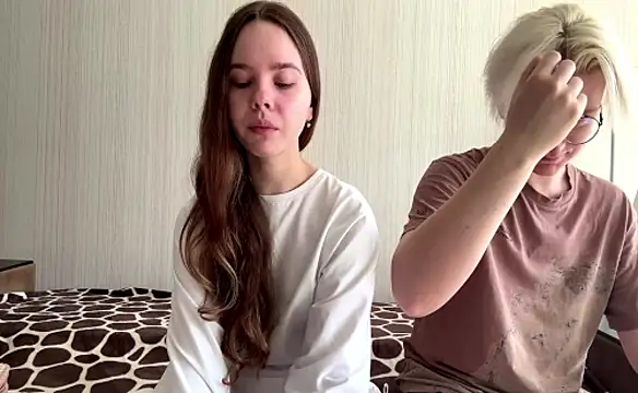 EhtelBiondi online show from 5, 4, 2026