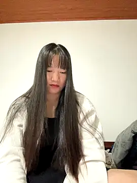 TrangNemo online show from 3, 11, 2025