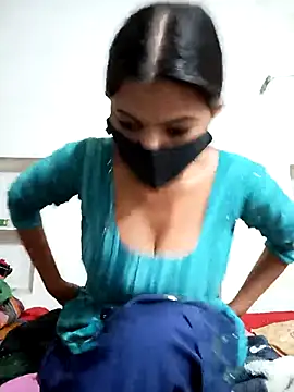 Snapshot of Miya_sistar chatting on 3, 11, 2025 Miya sistar online show from 3, 11, 2025