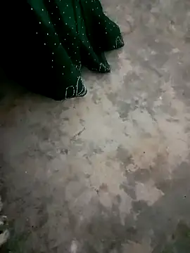 Snapshot of Miya_sistar chatting on 7, 10, 2025 Miya sistar online show from 7, 10, 2025