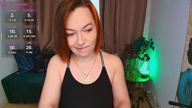 Serena Foxxx online show from 8, 5, 2026