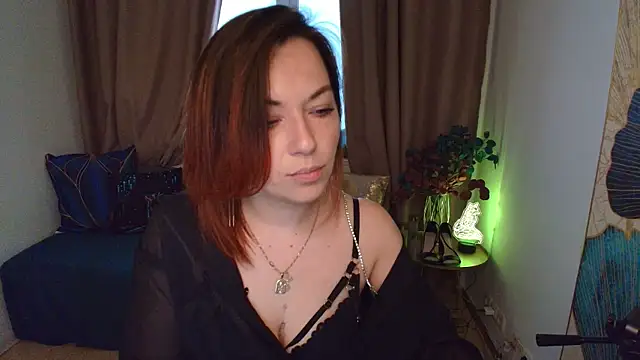 Serena Foxxx online show from 13, 4, 2026