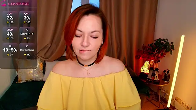 Serena Foxxx online show from 18, 11, 2025