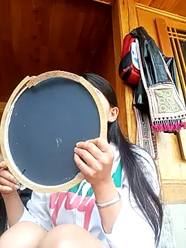 kun-love online show from 13, 10, 2025