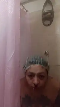 Lunabunnycreamy online show from 29, 11, 2025