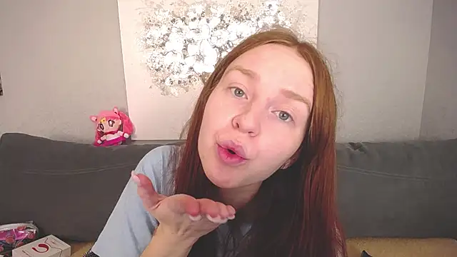 Evarey  online show from 9, 10, 2025