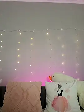 Evarey  online show from 24, 2, 2026