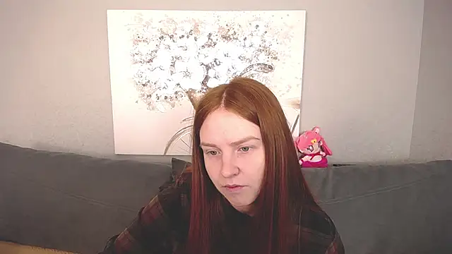 Evarey  online show from 4, 11, 2025