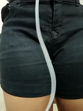 anshika0124 online show from 10, 10, 2025