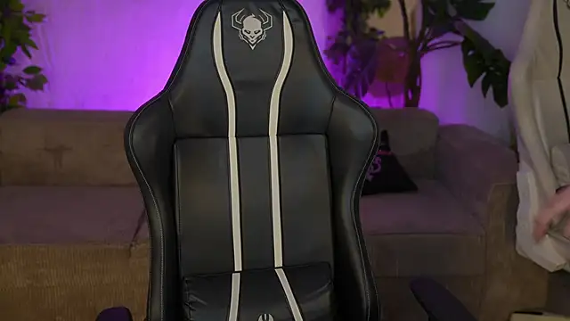 Snapshot of Jane_Love054 chatting on 3, 11, 2025 Jane Love054 online show from 3, 11, 2025