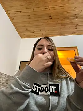 kattee adams online show from 13, 10, 2025