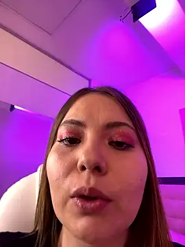 kattee adams online show from 8, 1, 2026