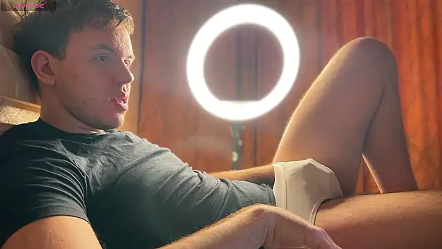 mynameischris online show from 28, 2, 2026