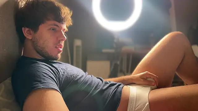 mynameischris online show from 8, 11, 2025