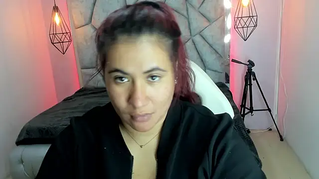 Addyy 02 online show from 28, 5, 2026