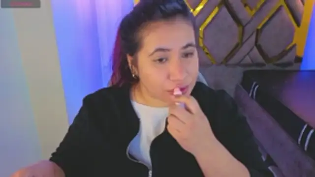 Snapshot of Addyy_02 chatting on 18, 1, 2026 Addyy 02 online show from 18, 1, 2026