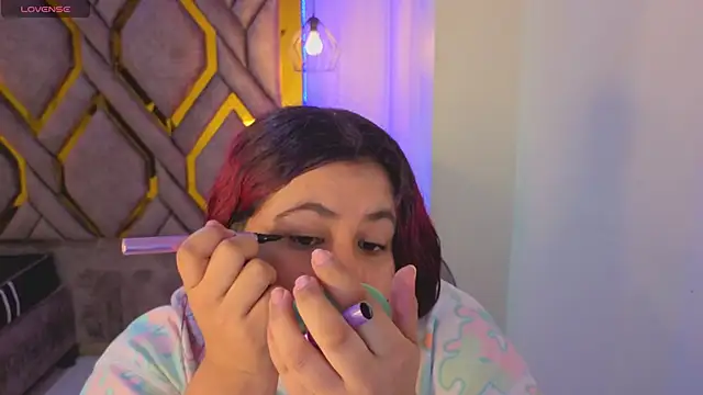 Addyy 02 online show from 9, 11, 2025