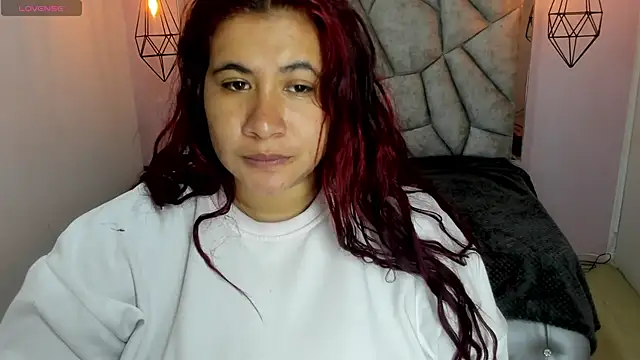 Addyy 02 online show from 15, 4, 2026