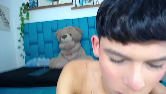 Snapshot of Brian_hot chatting on 20, 12, 2025 Brian hot online show from 20, 12, 2025