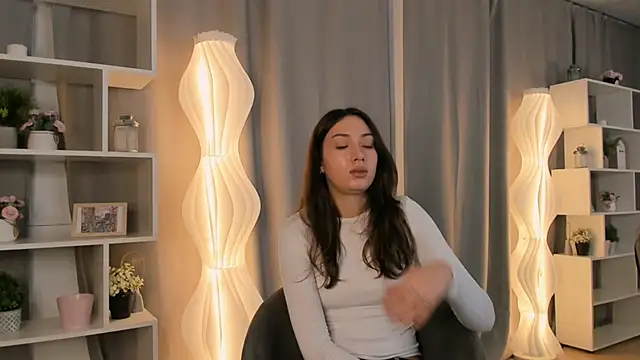 MissyHuf online show from 8, 10, 2025