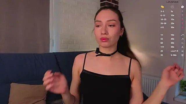 MissyHuf online show from 5, 12, 2025