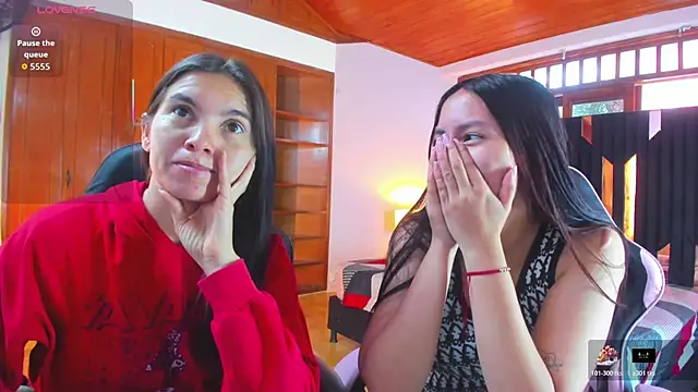 Sofy and Mia online show from 14, 1, 2026