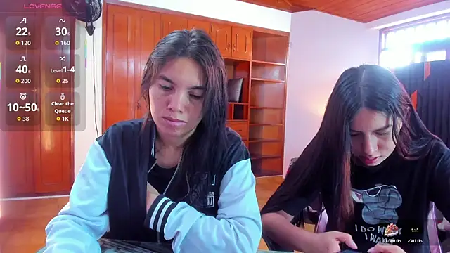 Sofy and Mia online show from 9, 1, 2026