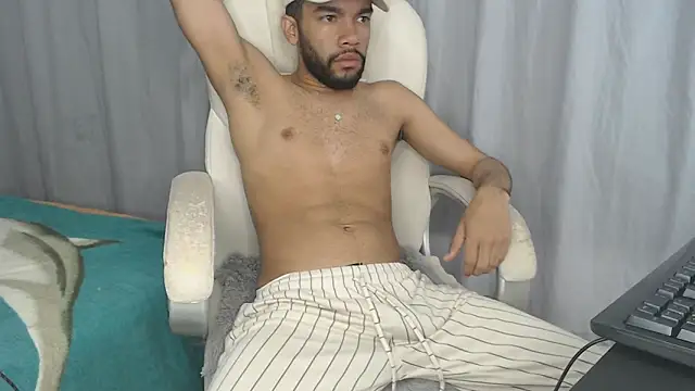 andresnoir  online show from 17, 10, 2025