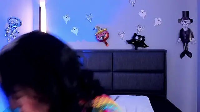 rose more   online show from 25, 10, 2025