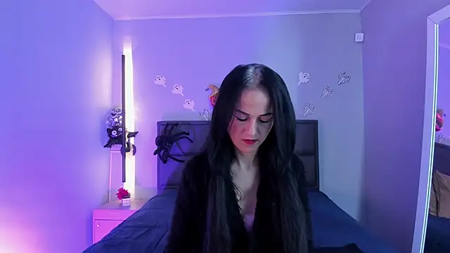 rose more   online show from 21, 10, 2025