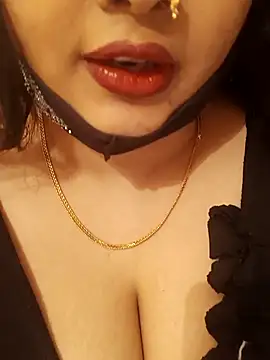 Beauty Queen Soniya online show from 12, 1, 2026