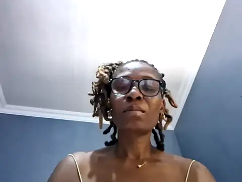 NaughtyCouga online show from 12, 4, 2026