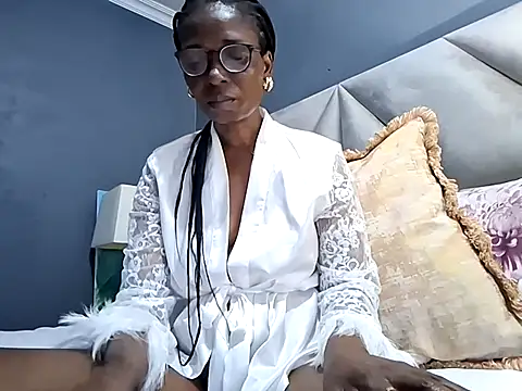 Snapshot of NaughtyCouga chatting on 16, 6, 2026 NaughtyCouga online show from 16, 6, 2026