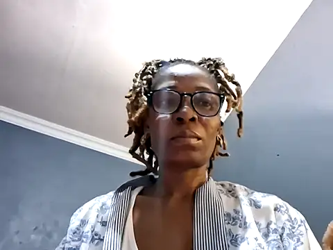 NaughtyCouga online show from 14, 4, 2026